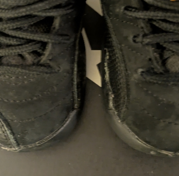 Toddler Air Jordan Retro 12. - Picture 4 of 9